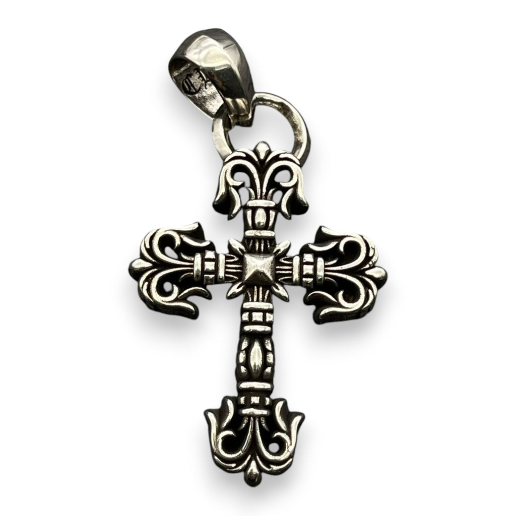 CHROME HEARTS PENDANTS WITH BALE (PENDANT ONLY)