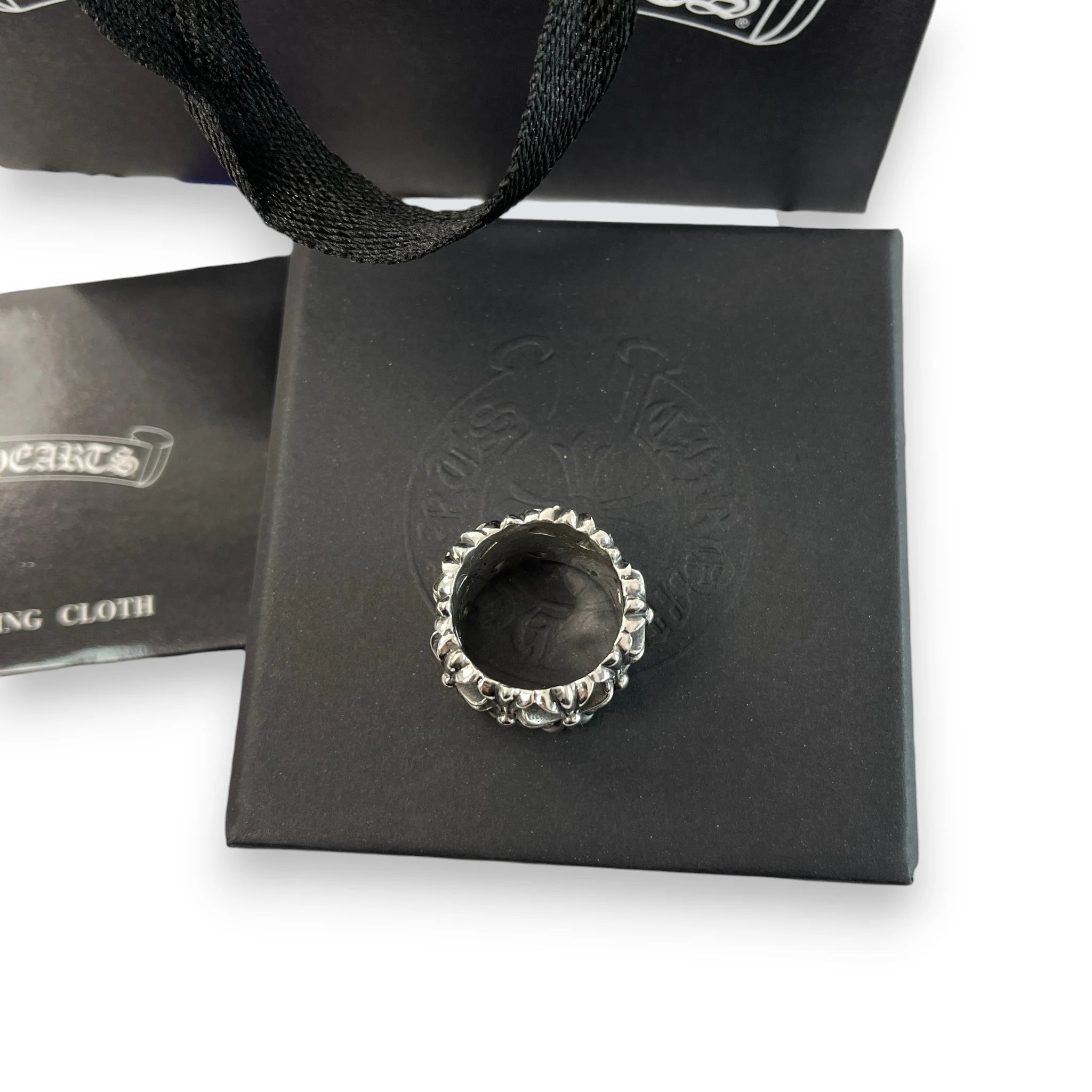 CHROME HEARTS CEMETERY CROSS RING