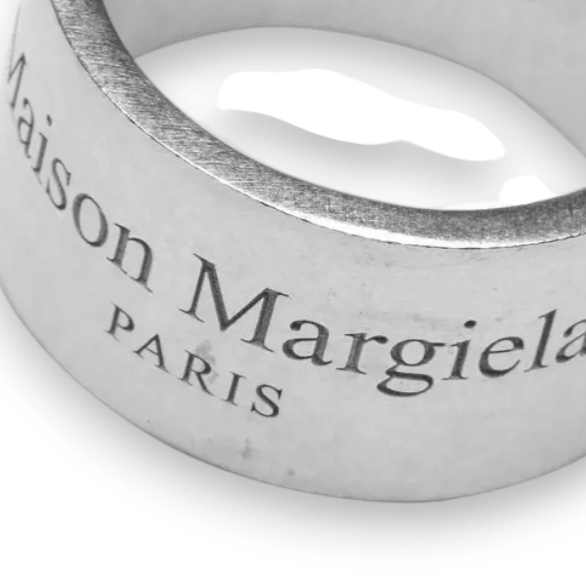 MAISON MARGIELA TEXT LOGO LARGE BAND RING 'Palladio'