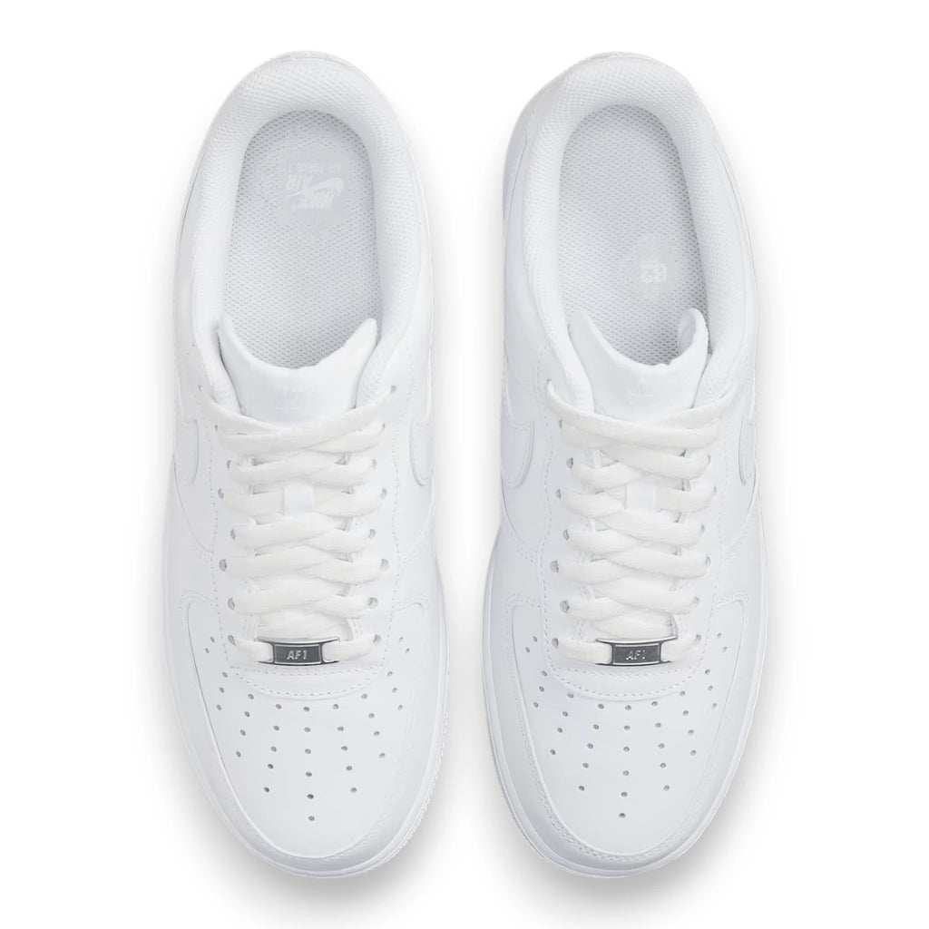 NIKE AIR FORCE 1 '07