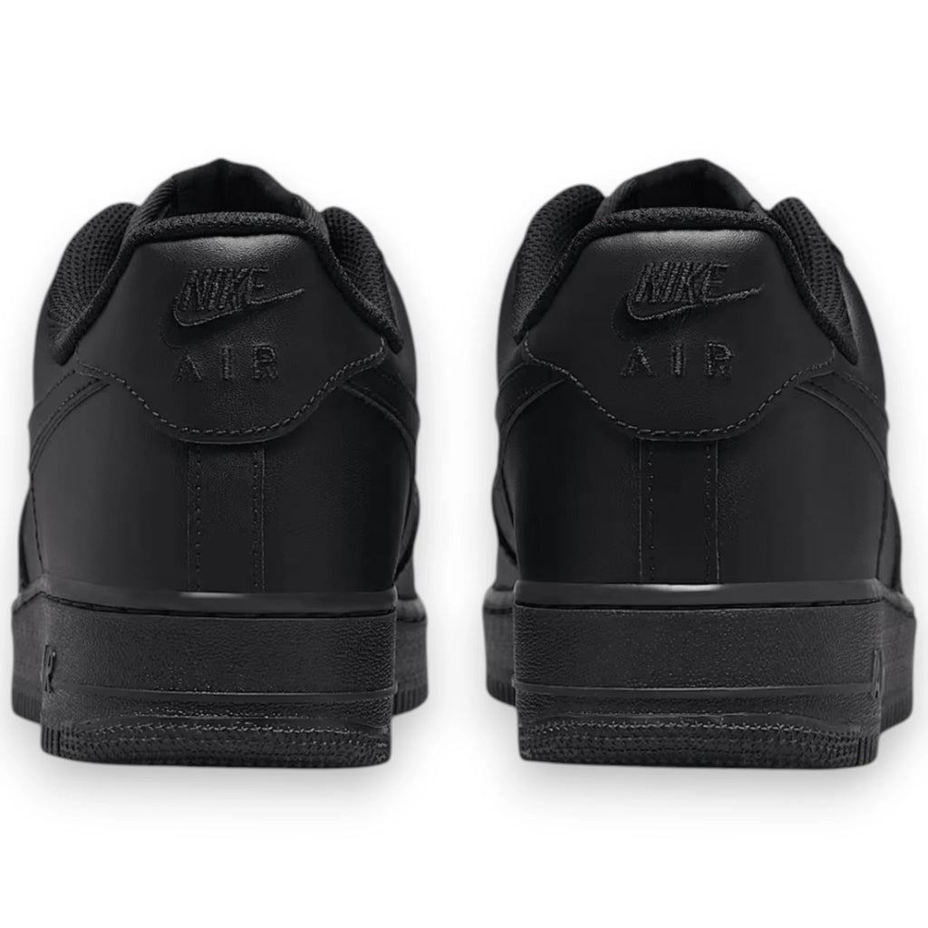 NIKE AIR FORCE 1 '07
