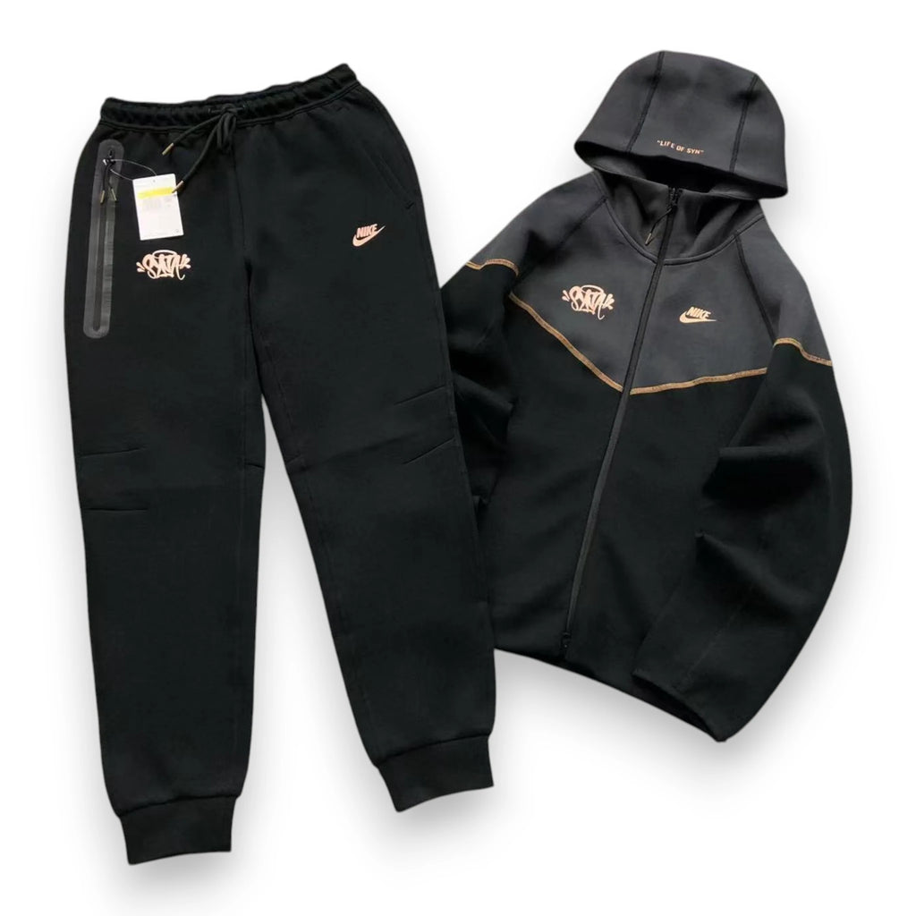 SYNAWORLD x NIKE TECH FLEECE TRACKSUIT 'Black / Bronze'